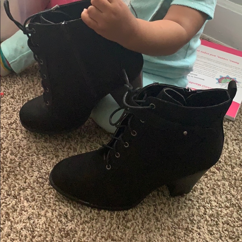 Bootie - Picture 3 of 4